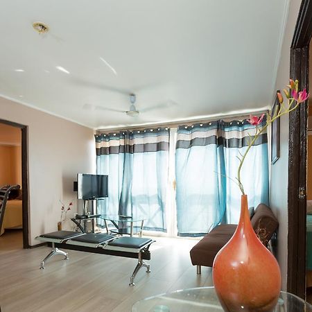 Cozy Accommodations - Dorchester City Line Кінгстон Екстер'єр фото