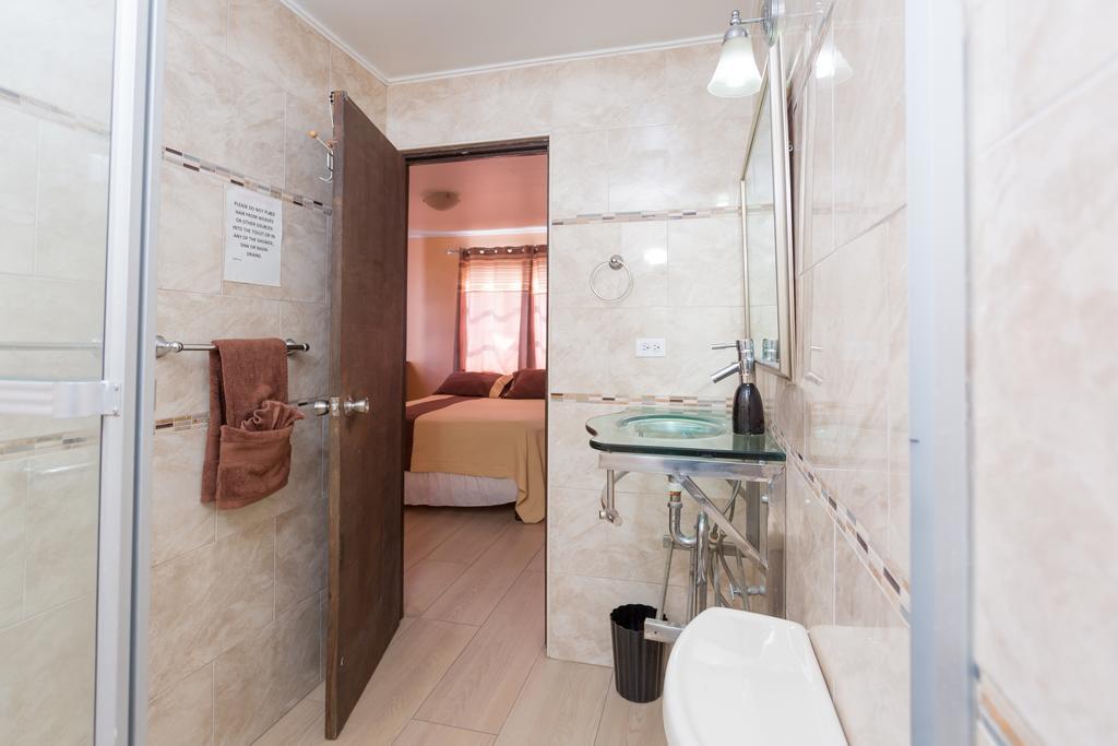 Cozy Accommodations - Dorchester City Line Кінгстон Екстер'єр фото